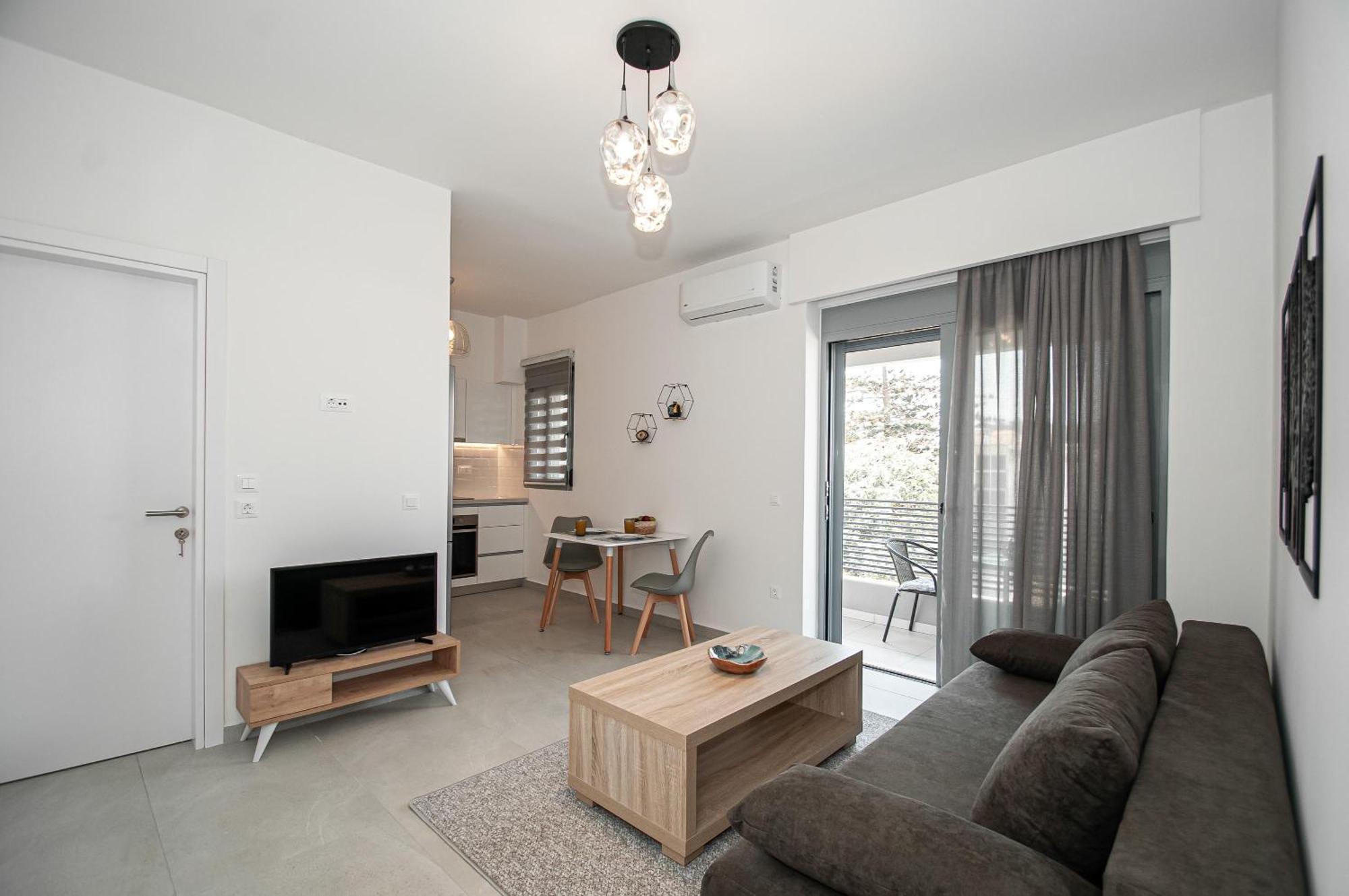 Anesis Town Apartment *