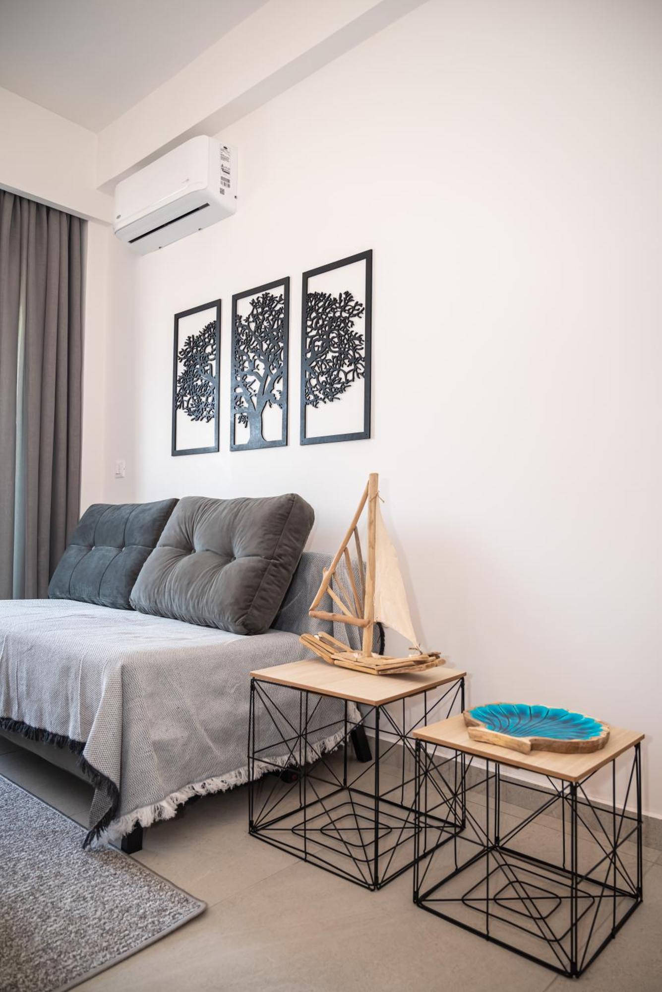 Anesis Town Apartment *